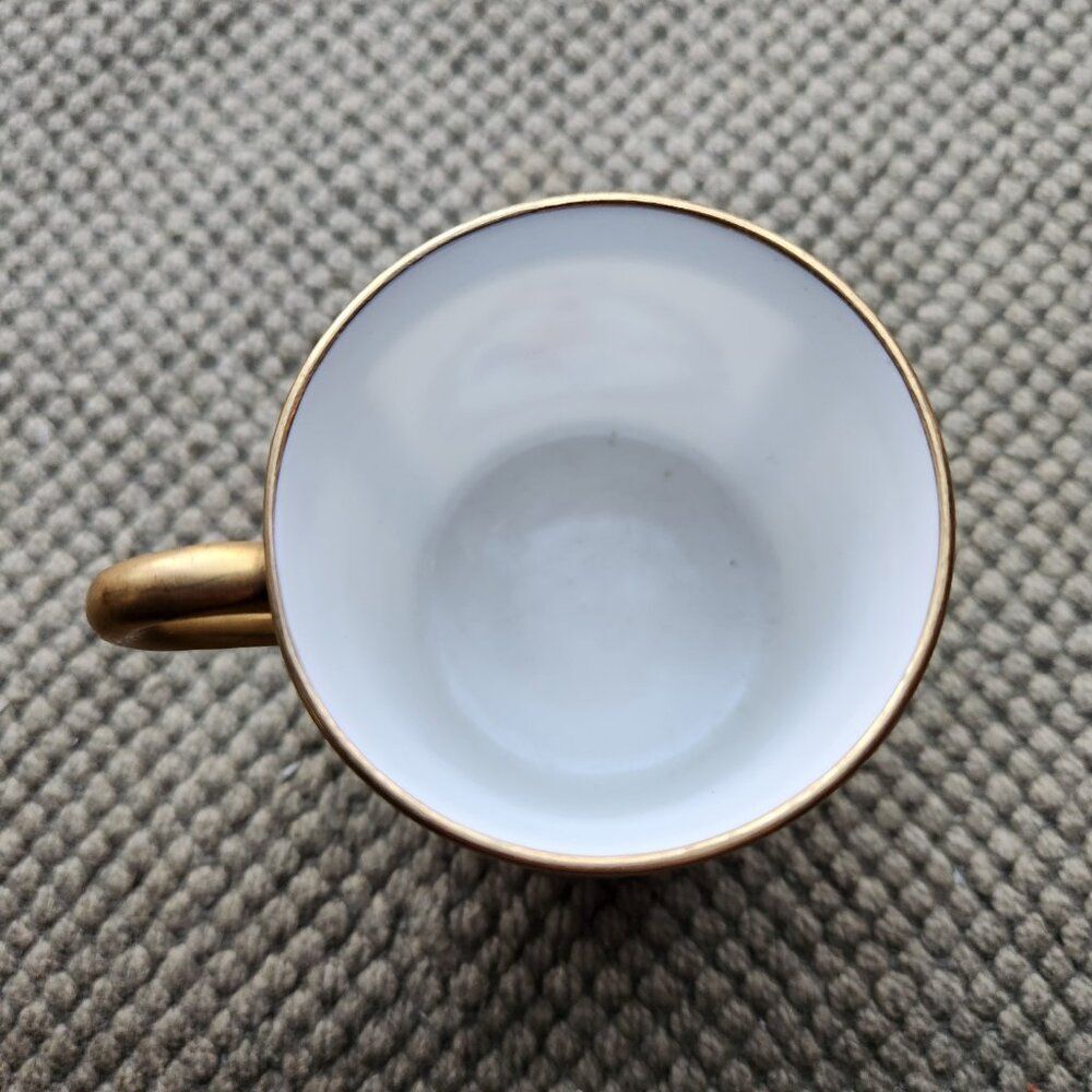 Paragon Queen Mary Coffee Can Demitasse Cup Saucer Signed J A Robinson 8902 - Picture 10 of 11